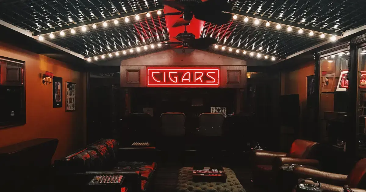 Cigar Lounge Decor: 9 Inspiring Ideas To Delight Customers